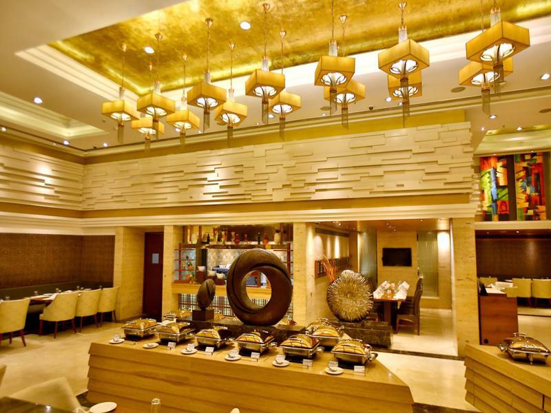 Park Ascent Hotel Noida Kültér fotó